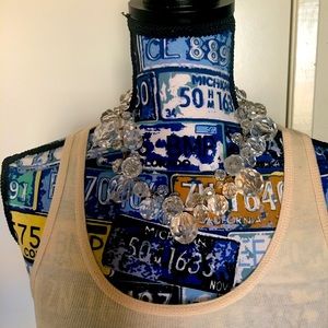 Adorable clear ice looking necklace